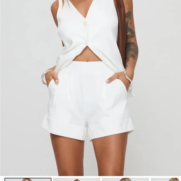 White vest set - Picture 2 of 2